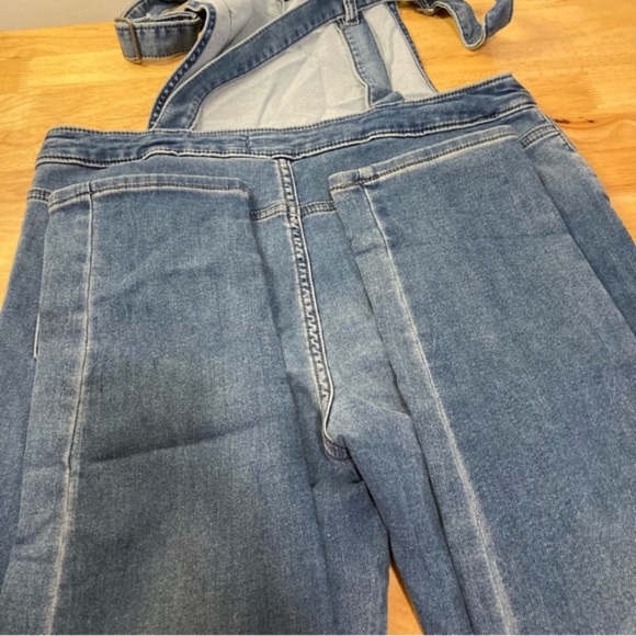 Girls Jean Overalls Size 18 XXL Light Denim Bib Overalls Stretch - Picture 9 of 16